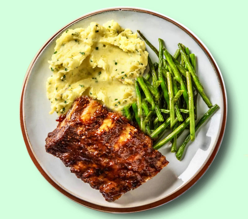 #99  BBQ Pork Ribs with Mashed Potatoes and Green Beans